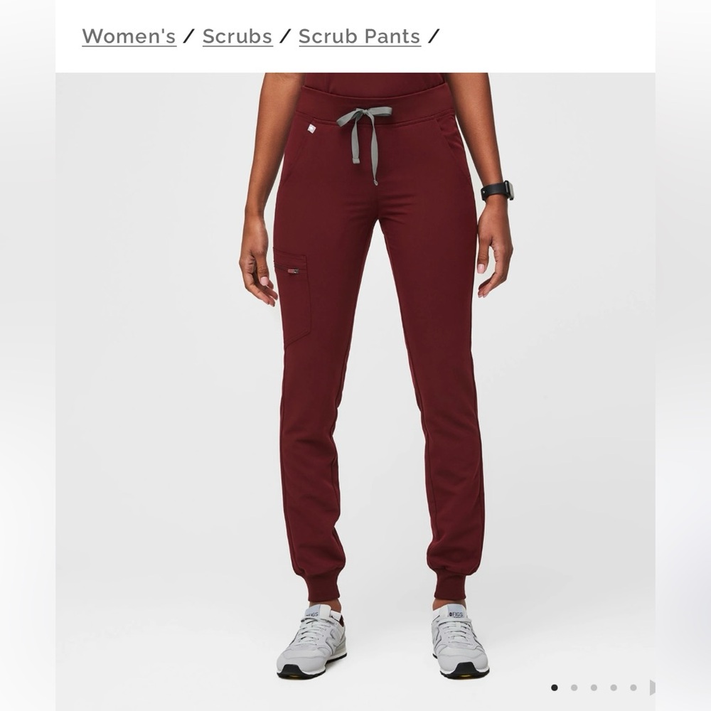 Figs Zamora Jogger Scrub Pants - burgundy
